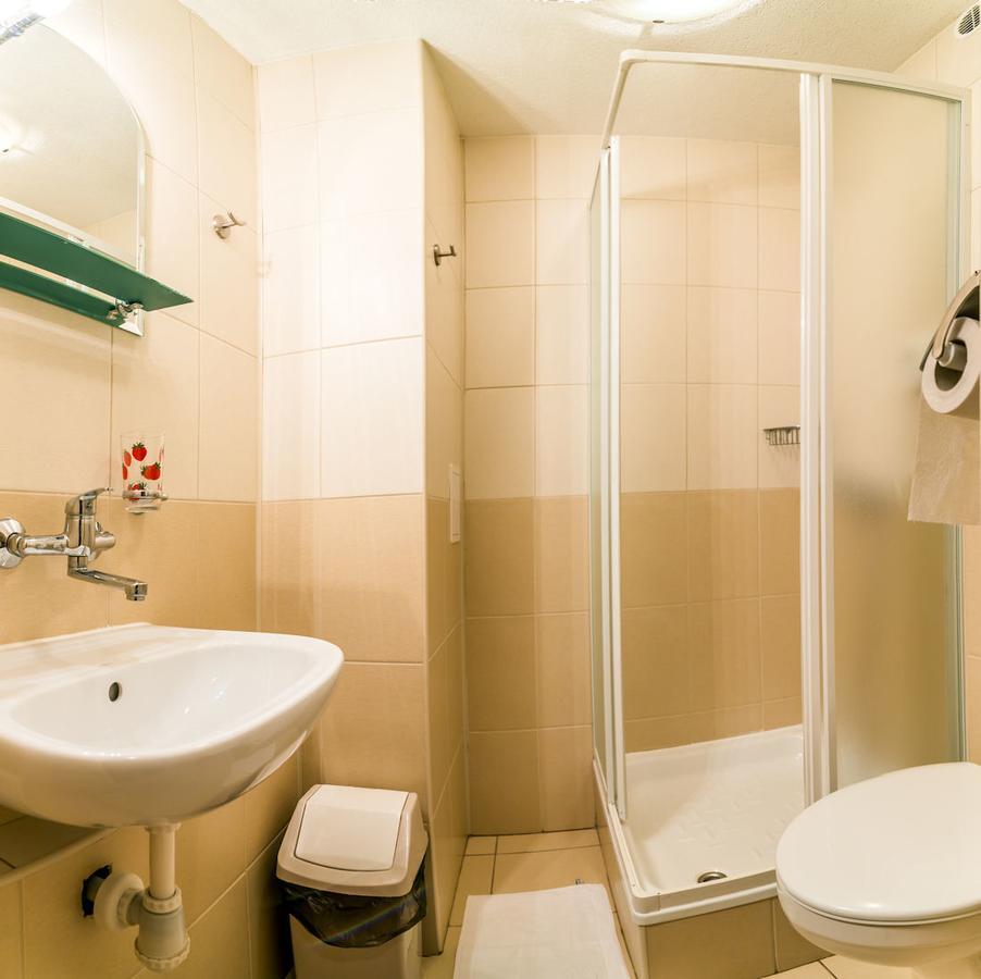 Gwarek Hotel Kudowa Zdroj Luaran gambar
