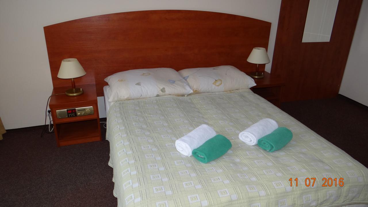 Gwarek Hotel Kudowa Zdroj Luaran gambar